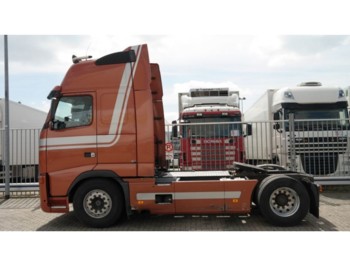 Tractor unit Volvo FH 12/460 GLOBETROTTER XL: picture 1
