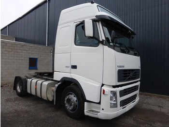 Tractor unit Volvo FH 12 Globetrotter 420: picture 1