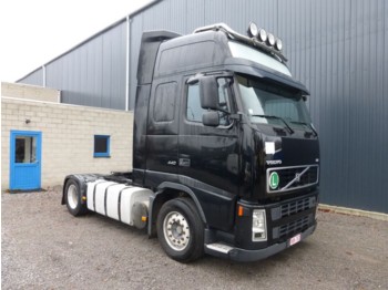 Volvo FH 13 440 GLOBETROTTER XL tractor unit from Belgium