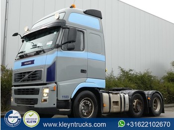 Tractor unit Volvo FH 13.440 globetrotter 6x2: picture 1