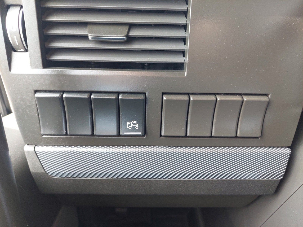 Tractor unit Volvo FH 13 Globetrotter XL 500