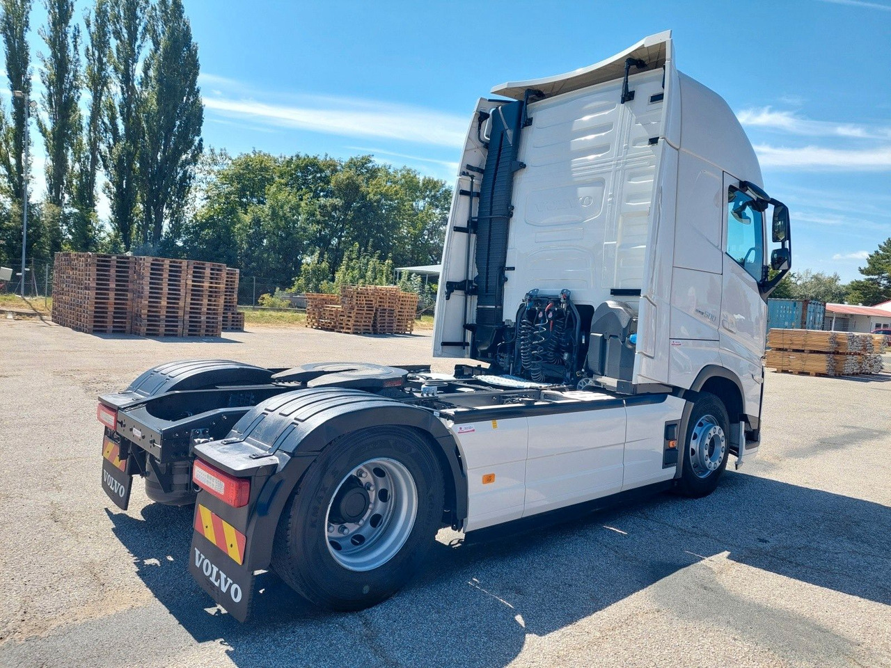 Tractor unit Volvo FH 13 Globetrotter XL 500
