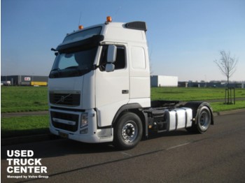 Tractor unit Volvo FH 420 4X2T GLOBETROTTER EURO 5: picture 1