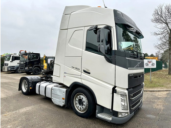 Tractor unit VOLVO FH 460