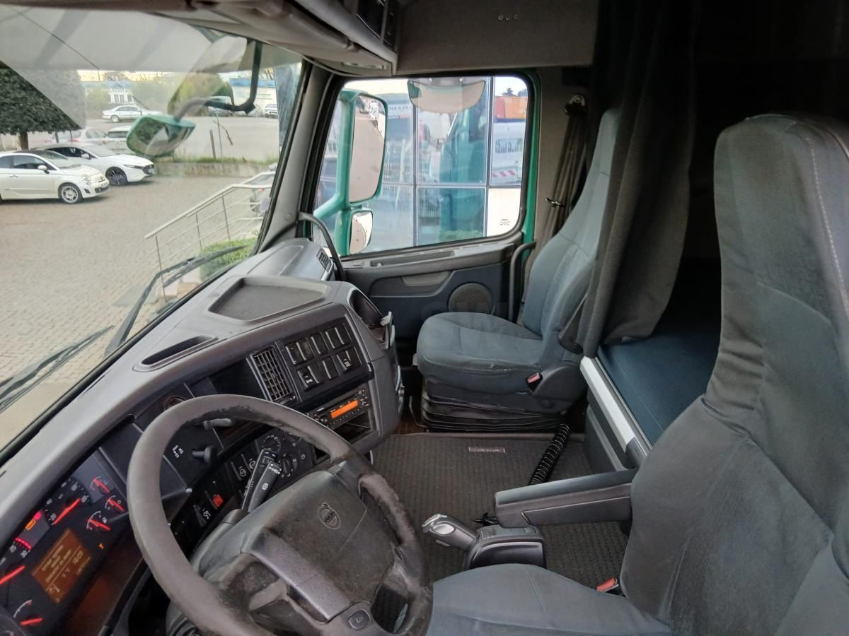 Tractor unit Volvo FH 500