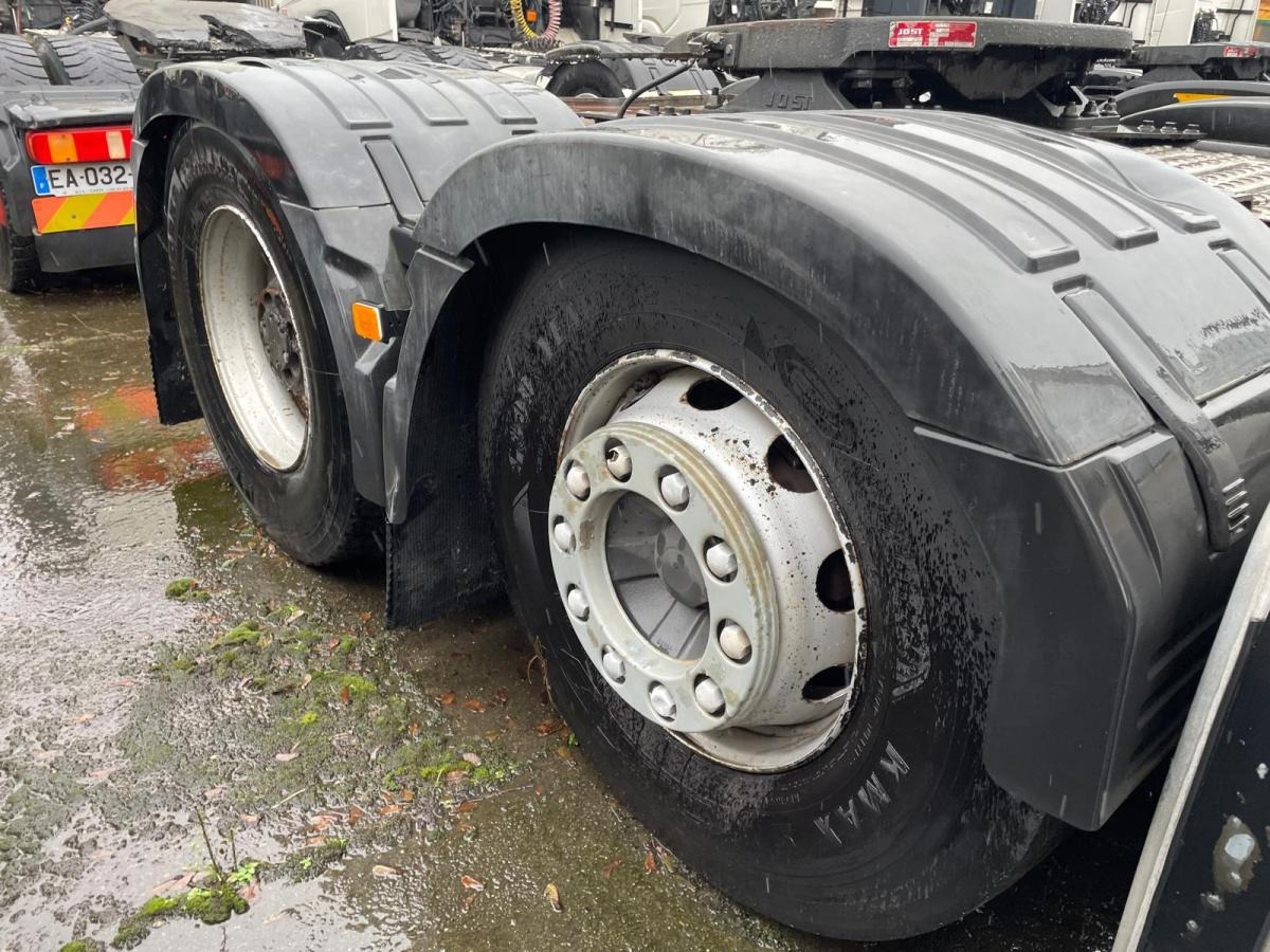 Tractor unit Volvo FH 500