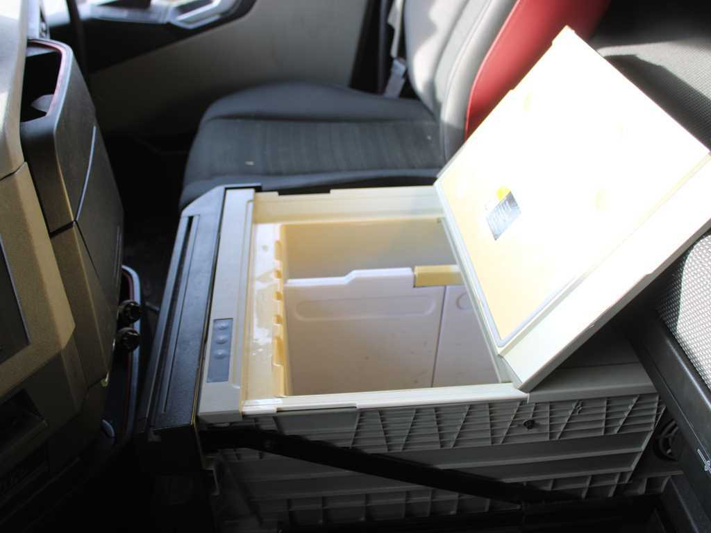 Tractor unit Volvo FH 500, EURO 6, VEB +