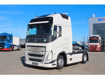 New Tractor unit Volvo FH 500 GLOBETROTTER XL, NEW VEHICLE!! EURO 6: picture 1