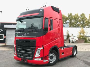 Tractor unit Volvo FH 500 Globetrotter XL