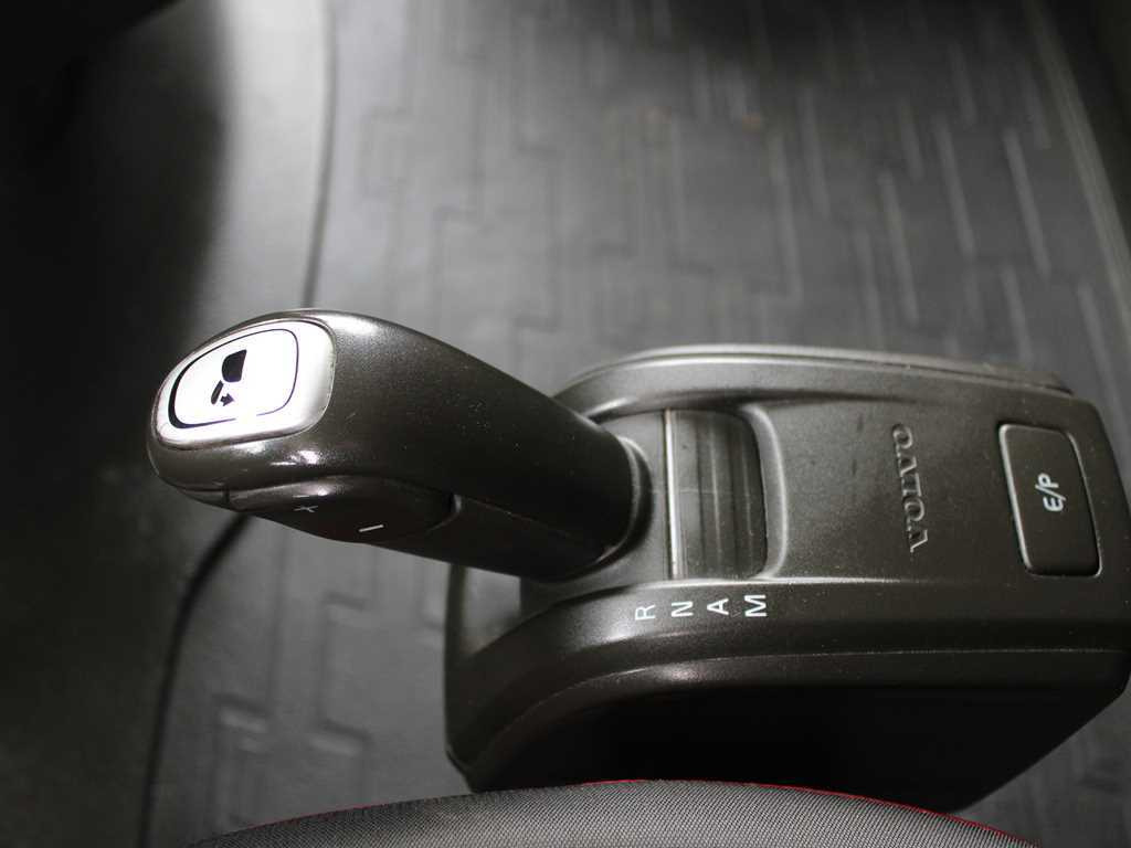 Tractor unit Volvo FH 500, LOWDECK, EURO 6, VEB +