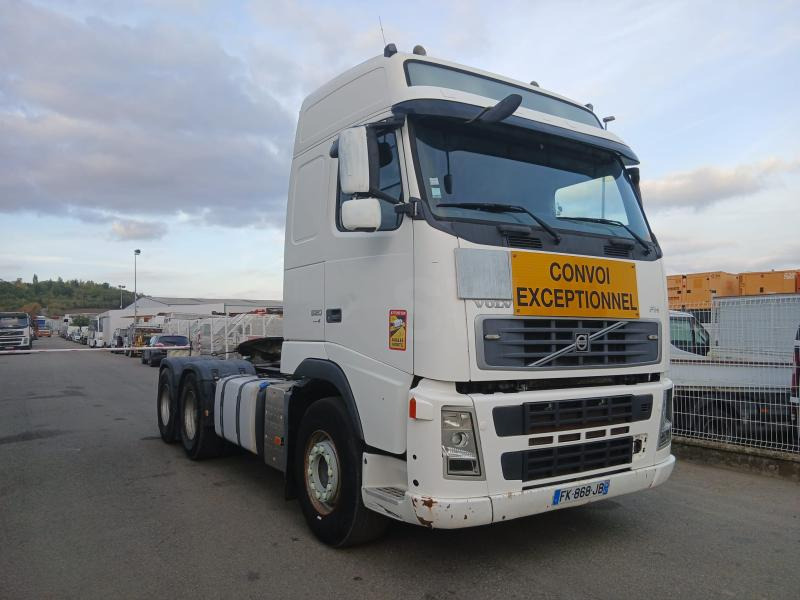 Tractor unit Volvo FH 520