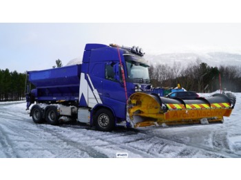 Tractor unit Volvo FH 540: picture 1