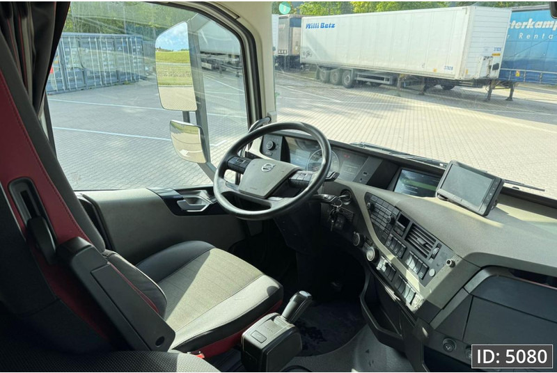 Tractor unit Volvo FH 540 Globetrotter XL, Euro 6, / 6x4