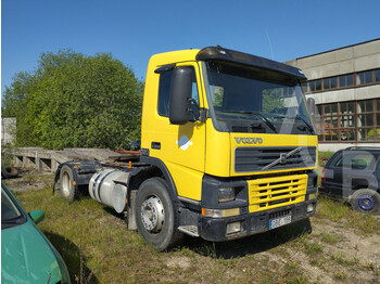 Tractor unit Volvo FM10: picture 1