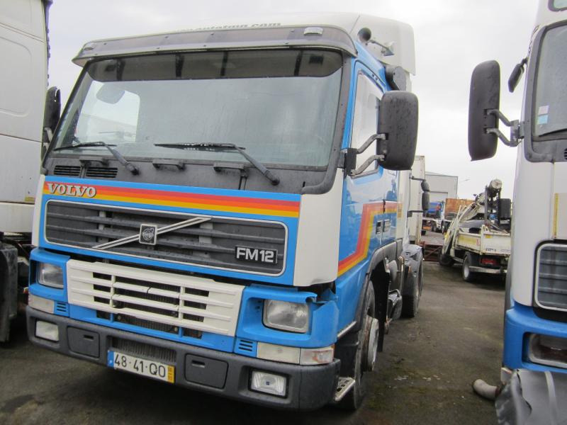 Tractor unit Volvo FM12 380