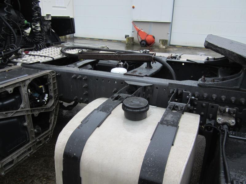 Tractor unit Volvo FMX 460