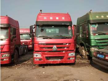Tractor unit sinotruck howo Trucks: picture 1