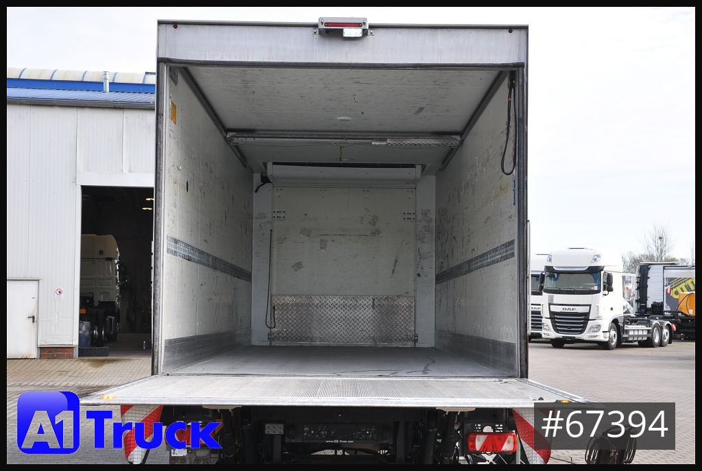 Closed box trailer ROHR Isokoffer  hochgekuppelt LBW