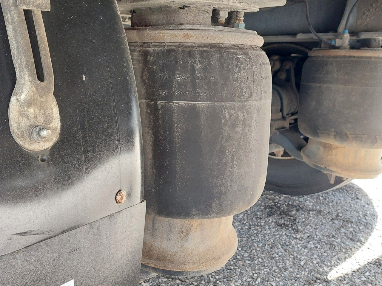 Curtainsider trailer Gniotpol G-4080 Durchladbarer