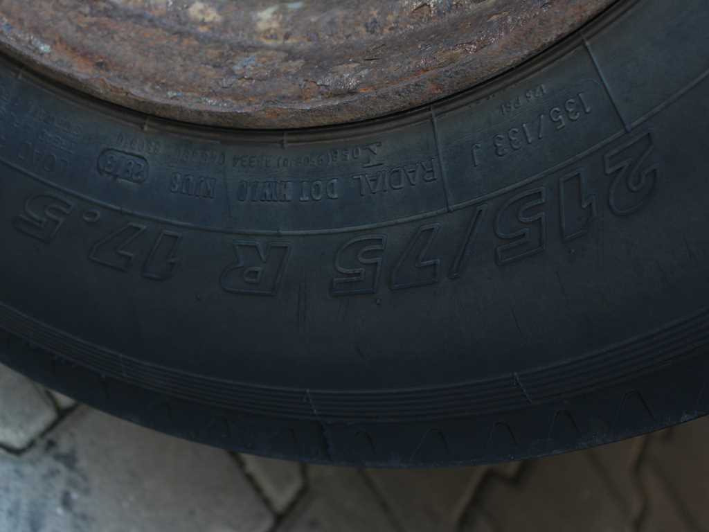 Curtainsider trailer H&W