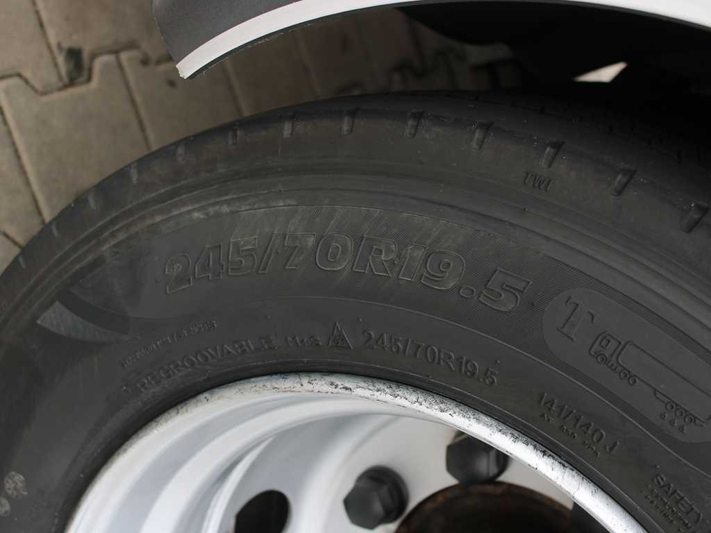 Curtainsider trailer Panav TV010L