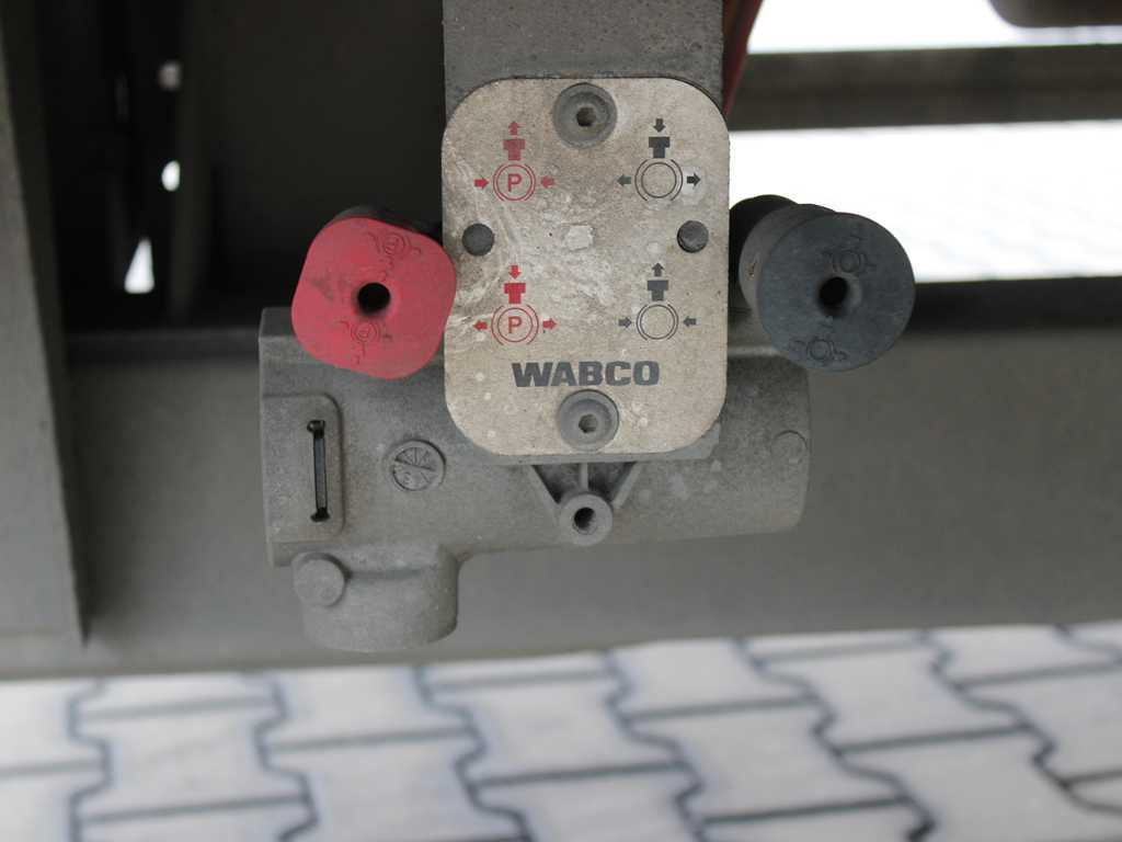 Curtainsider trailer Panav TV010L