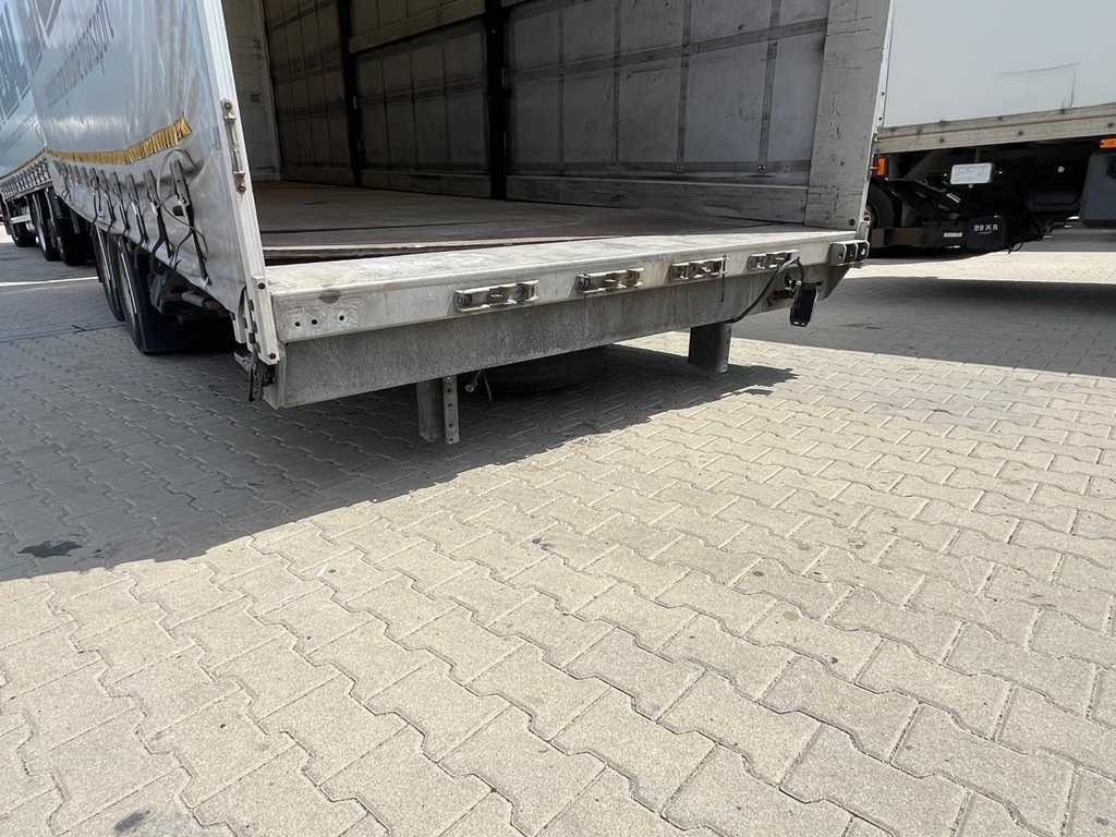 Curtainsider trailer Panav TV018H