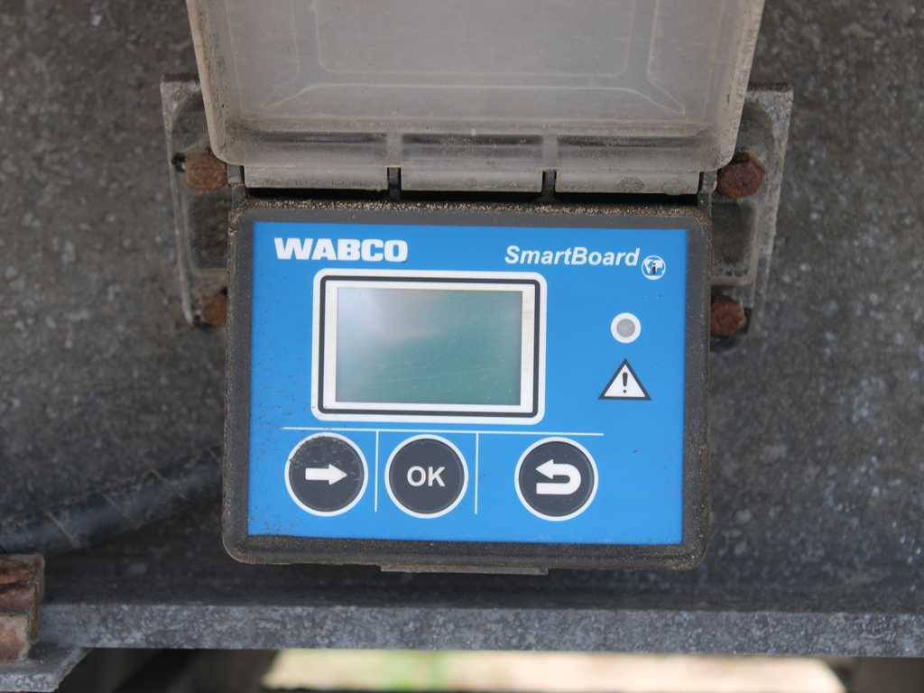 Curtainsider trailer Panav TVK18M