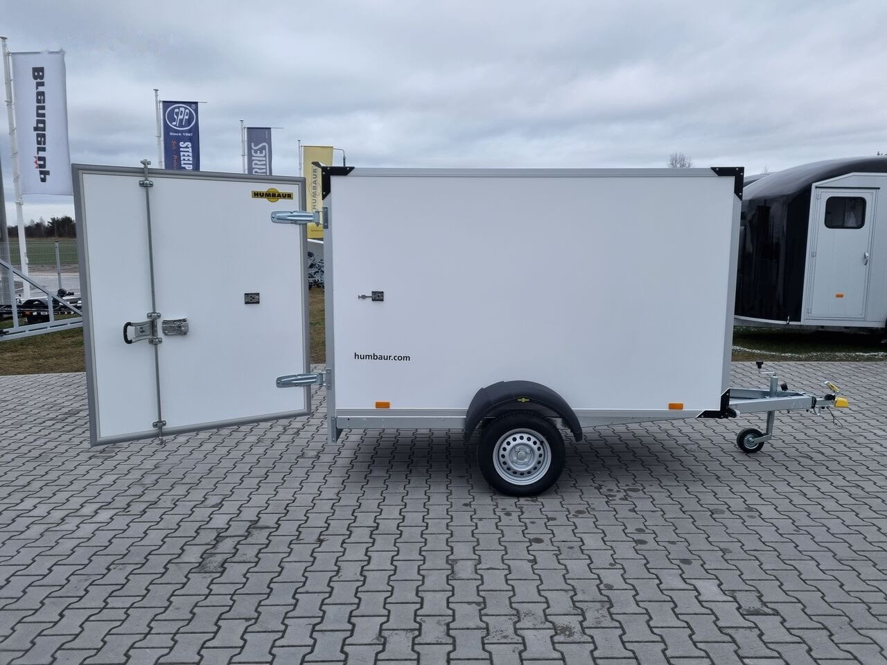 New Closed box trailer Humbaur HK 752513-15P fourgon box trailer 750 kg GVW 1 locked door: picture 21