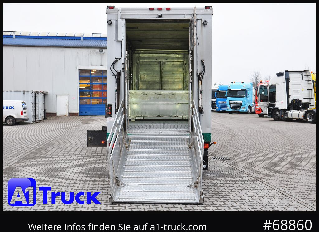 Livestock trailer MENKE Menke-Janzen 3 Stock, Hubdach, durchlader,