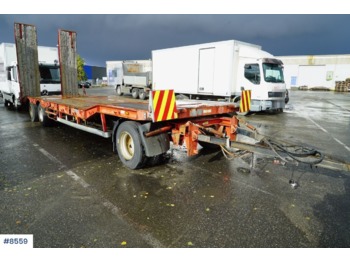 Low loader trailer M&V machine trailer w / hydr. driving ramps: picture 1