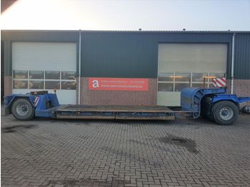 Low loader trailer for transportation of heavy machinery NOOTEBOOM dieplader: picture 1