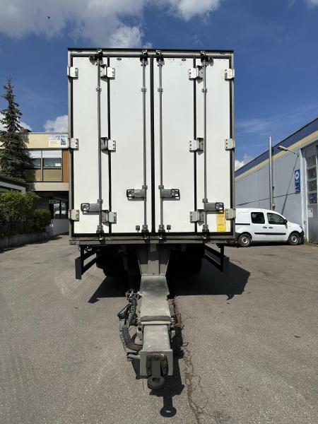 Refrigerator trailer Schmitz Cargobull Isolierter Kühlkoffer