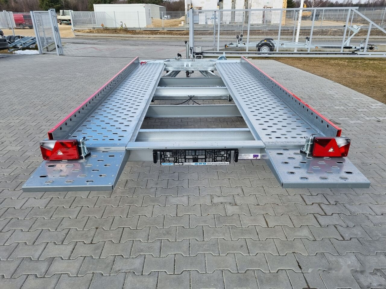 New Autotransporter trailer Stema FHAK 27-40-21.2 car trailer przyczepa laweta TUV 100 Km/h: picture 9