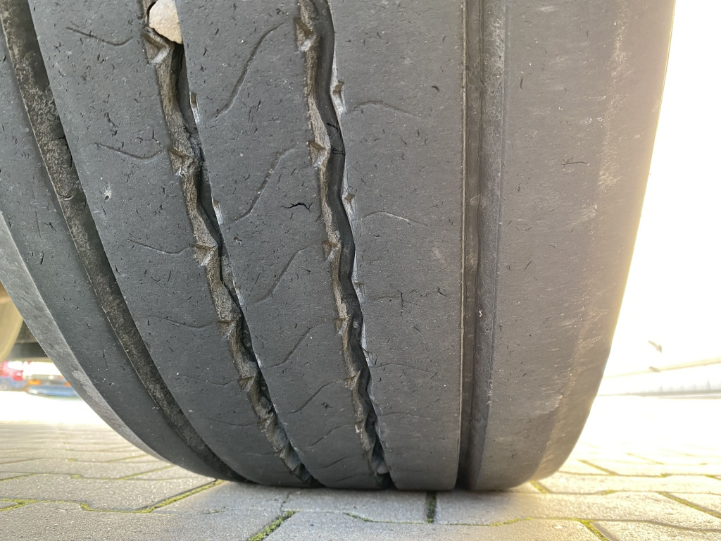 Tipper trailer Schmitz ZKI 18