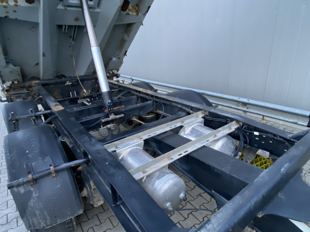 Tipper trailer Schwarzmüller