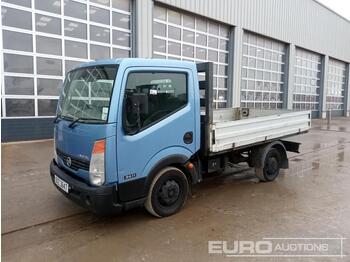 Dropside/ Flatbed truck 2011 Nissan Cabstar: picture 1