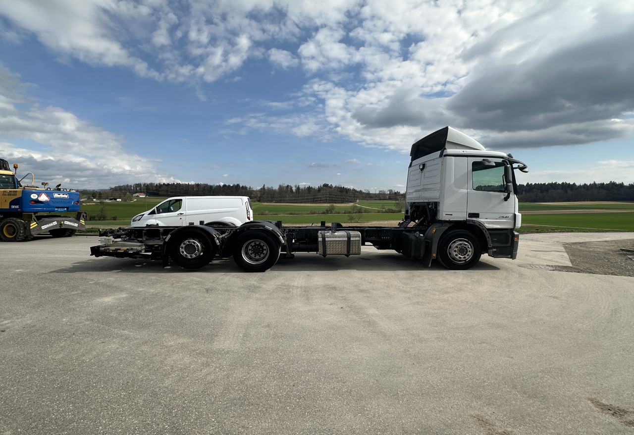 Cab chassis truck 2013 MB-Actros2541 6×2 chassis cab / HB: picture 13