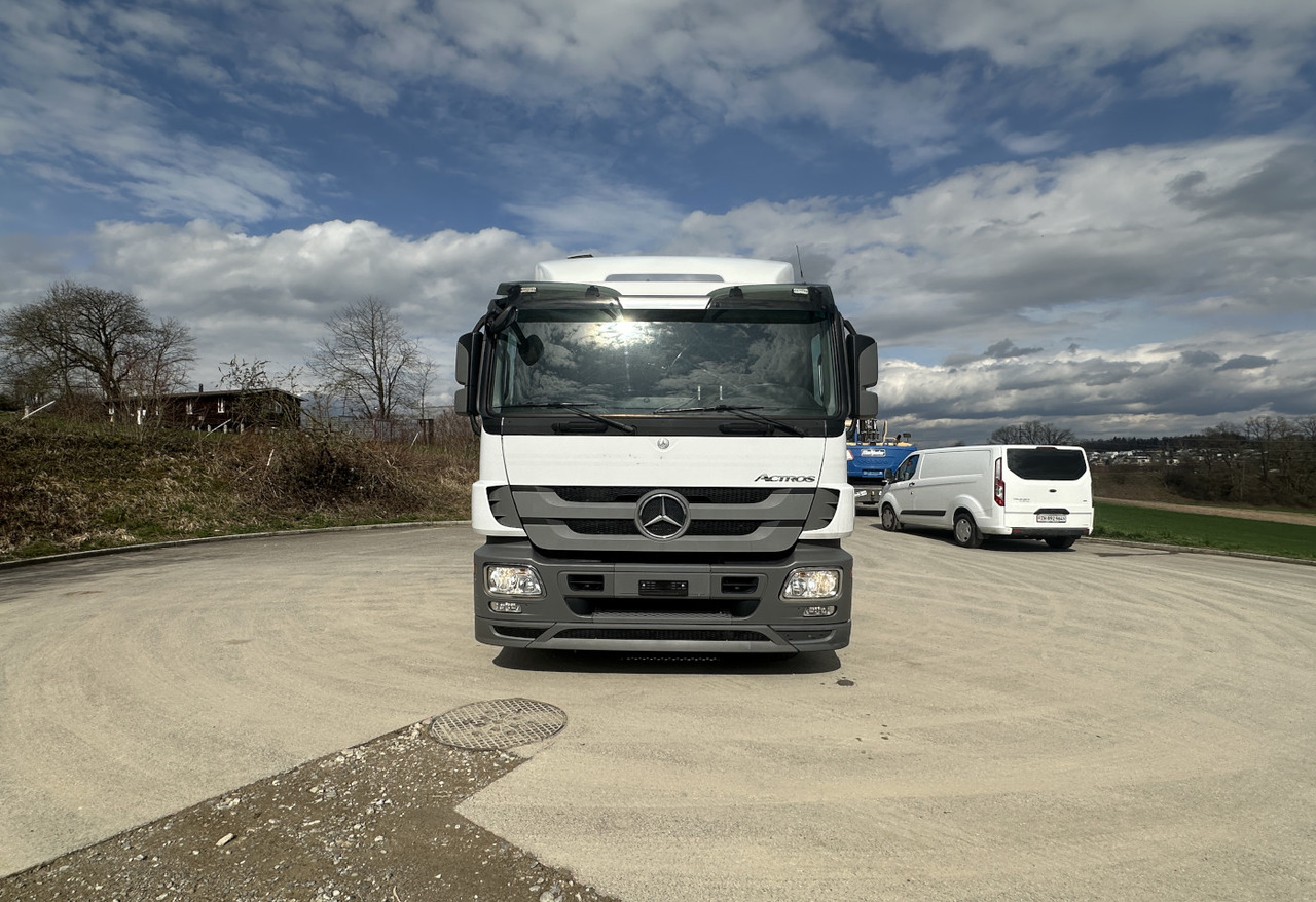 Cab chassis truck 2013 MB-Actros2541 6×2 chassis cab / HB: picture 8