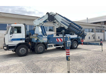 Crane truck IVECO Astra