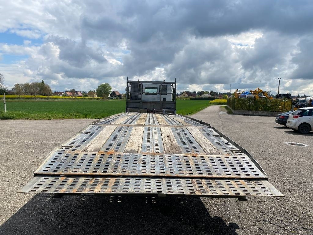 Autotransporter truck Iveco STRALIS 360 e6 A Réparer