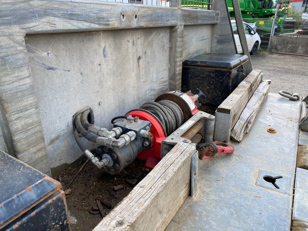 Autotransporter truck Iveco STRALIS 360 e6 A Réparer