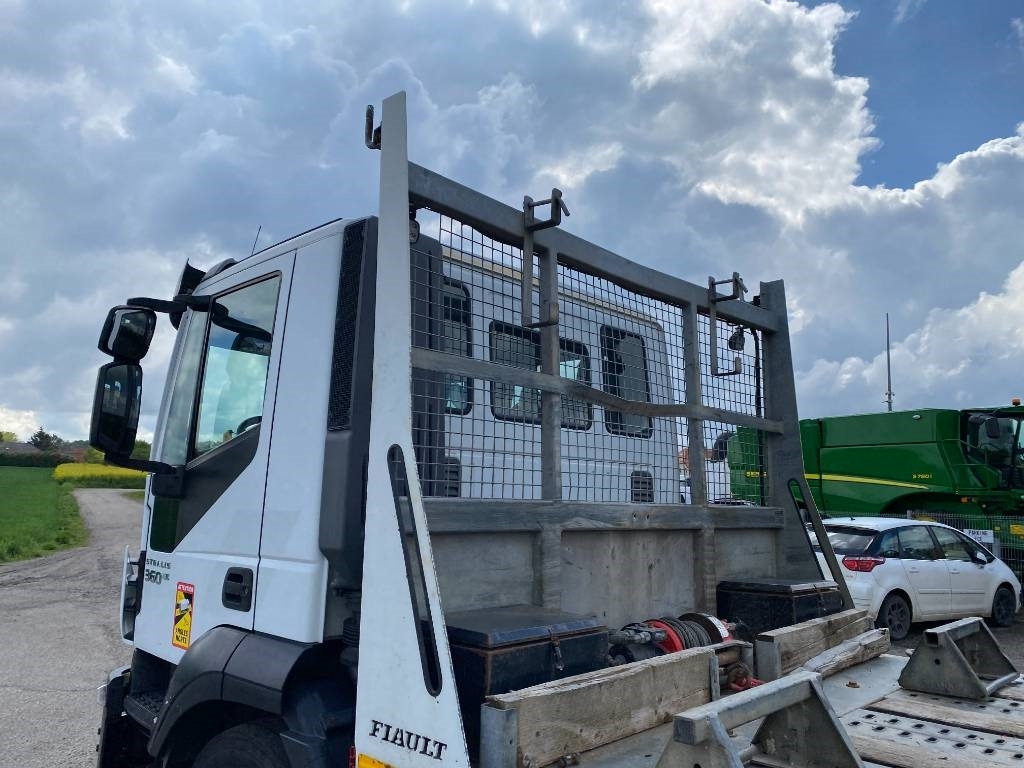Autotransporter truck Iveco STRALIS 360 e6 A Réparer