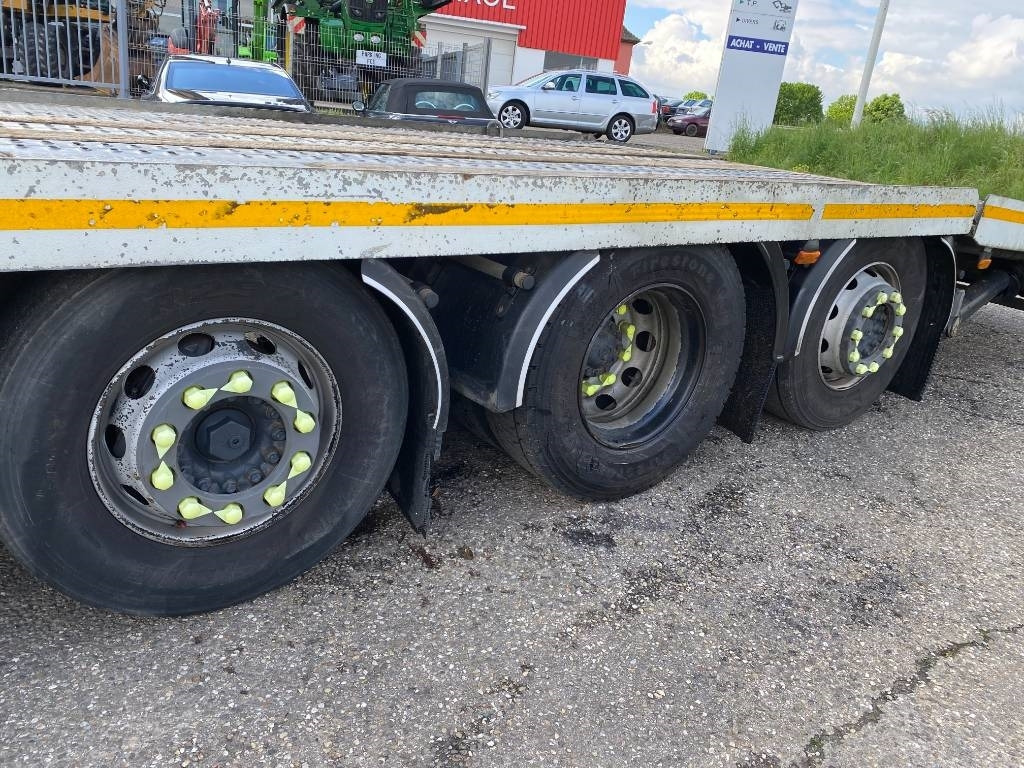 Autotransporter truck Iveco STRALIS 360 e6 A Réparer