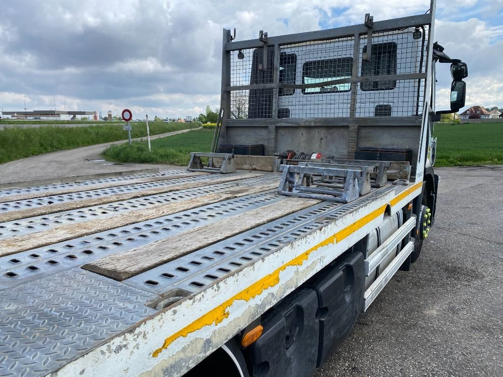 Autotransporter truck Iveco STRALIS 360 e6 A Réparer