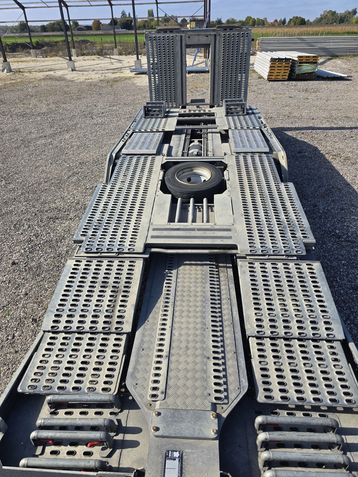 Autotransporter truck MERCEDES-BENZ 2353