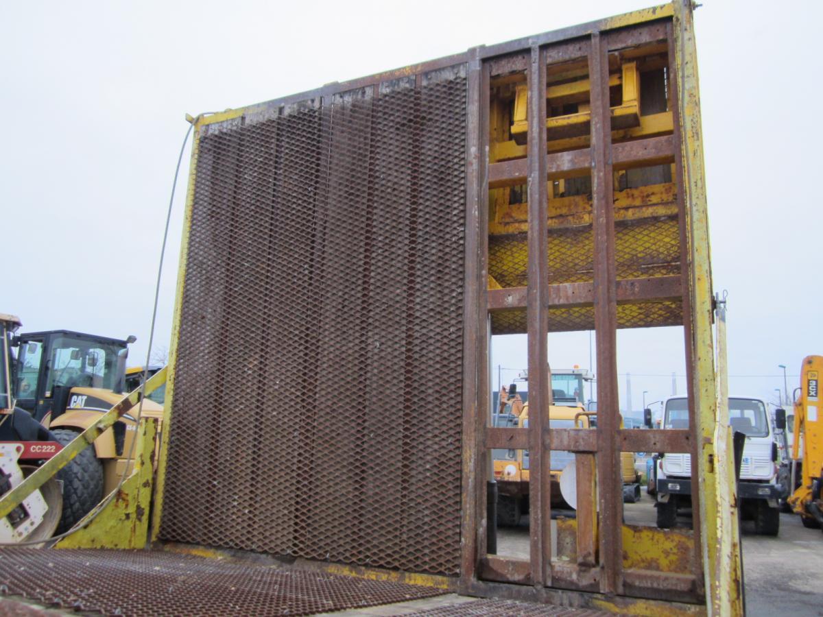 Autotransporter truck Renault Premium