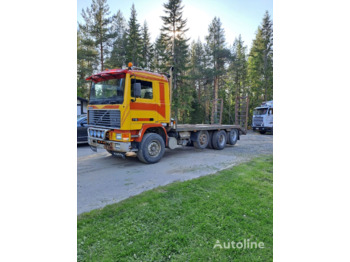Volvo F16 - Autotransporter truck