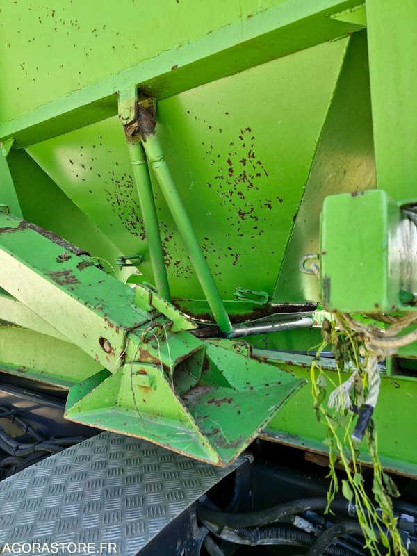 Truck BENNE à pieds 4 compartiments en inox + bâche bon état