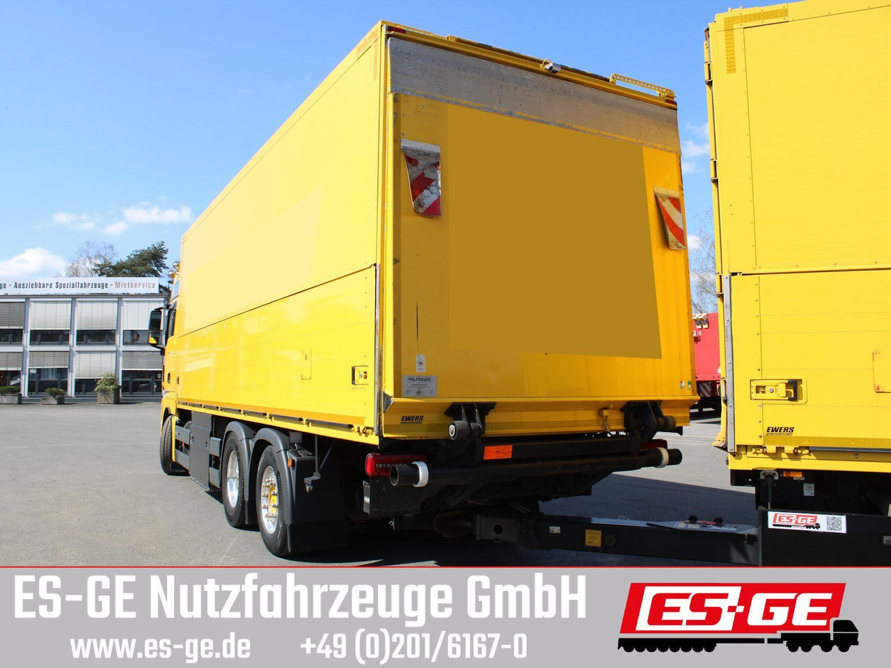 Beverage truck MAN 6x2 LKW mit Tandemanhänger